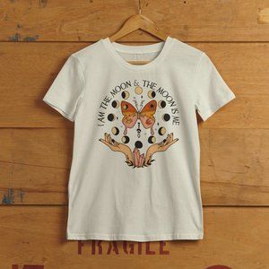 I am the Moon & The Moon is Me T-shirt